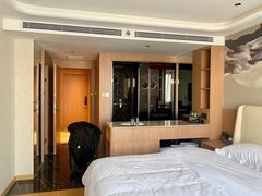 -爱舍海岸酒店(香港中路五四广场店)