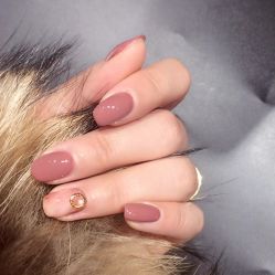 -悦指间美甲美睫