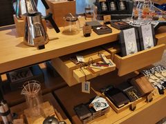 零售区-星巴克臻选(上海合生汇1F店)