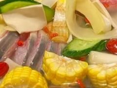 -鲜潭蒸汽石锅鱼(五道口购物中心店)