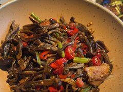 -八府香鸭·啫啫煲(华山路店)