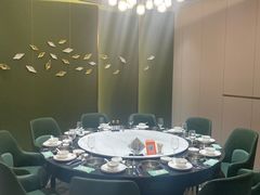 -帝皇海海鲜豆捞(桐泾商务广场店)