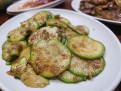 咸蛋黄炒小瓜-甜甜屋(解放中路店)