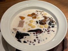 -RUXU入续糖水铺与包(卓悦中心店)