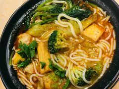 -Hi Joopo Hot Pot 吉阿婆麻辣烫
