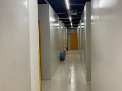 -安东易迷你自助仓储寄存仓库(杨浦店)