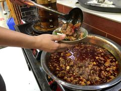 -谢老五跷脚牛肉·非遗传承店
