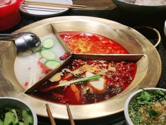 -周师兄大刀腰片火锅(洪崖洞旗舰店)