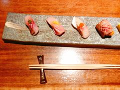 和牛刺身鱼子酱-桐寿司Sushi Tong