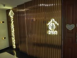 -涂tu指甲日式美甲美睫店