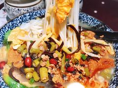 -螺世纪螺蛳粉·桂味小排档(裕德店)