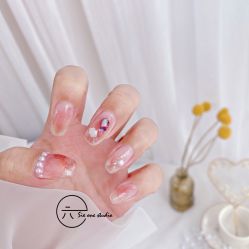 -SixOne六一日式美甲美睫