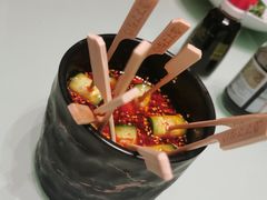 -红鼎豆捞·非遗鲍皇汤火锅(宝丰路店)