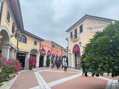 -佛罗伦萨小镇广佛名品奥特莱斯(疏港路店)
