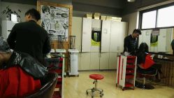 -镁连社·美联社