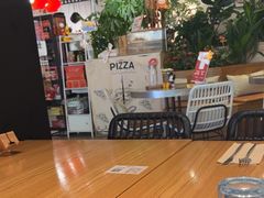-必胜客(百联又一城店)