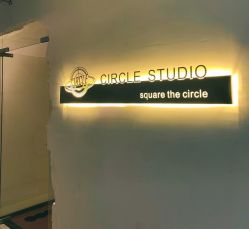 -HANYI韩艺形象店