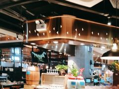 -遇上西雅图多融合海鲜自助餐厅(中房金谊广场店)