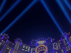 -影汇之星8字形摩天轮