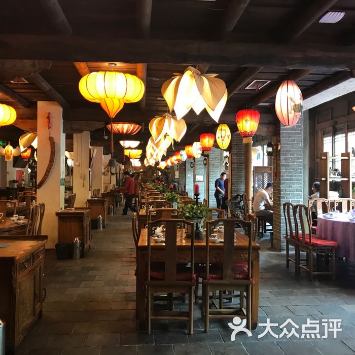 淄博大红门酒店老板谁图片