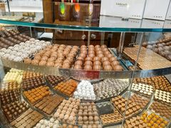 -Laderach 莱德拉(上海环贸iapm店)