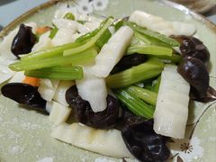 -峰厨大鱼泡饼(水上公园店)