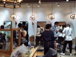 -Mentor Hair Salon