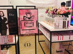 -Dior迪奥(上海世茂广场店)