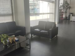 -华胜奔驰宝马奥迪专修连锁(虹梅南路店)