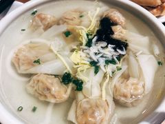 招牌鲜虾小馄饨-苏小柳手作点心(控江旭辉分院)