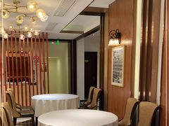 -老人和饭店(淮海中路店)