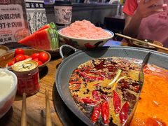 -萍姐火锅·公路夜市(武汉首店)