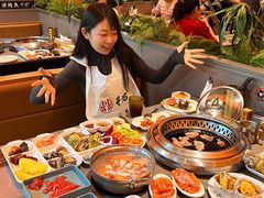 -黑金·寻焰自助百汇·烤肉·火锅(中街店)