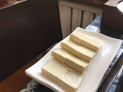 -弘烨 贵州酸汤 鱼火锅(东财店)