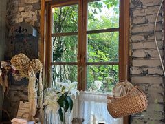 -Jo's Garden