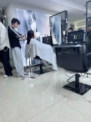 -米可造型烫染