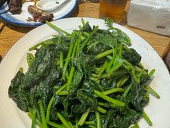 清炒红薯叶-牛八宝桂林米粉(八里庄店)