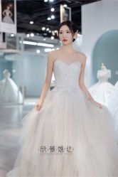 -欣薇婚纱(新源乐汇城店)