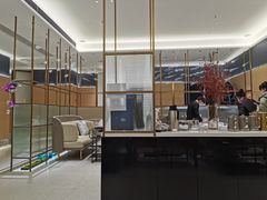 -红鼎豆捞·非遗鲍皇汤火锅(宝丰路店)