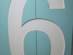 -上海市工商外国语学校