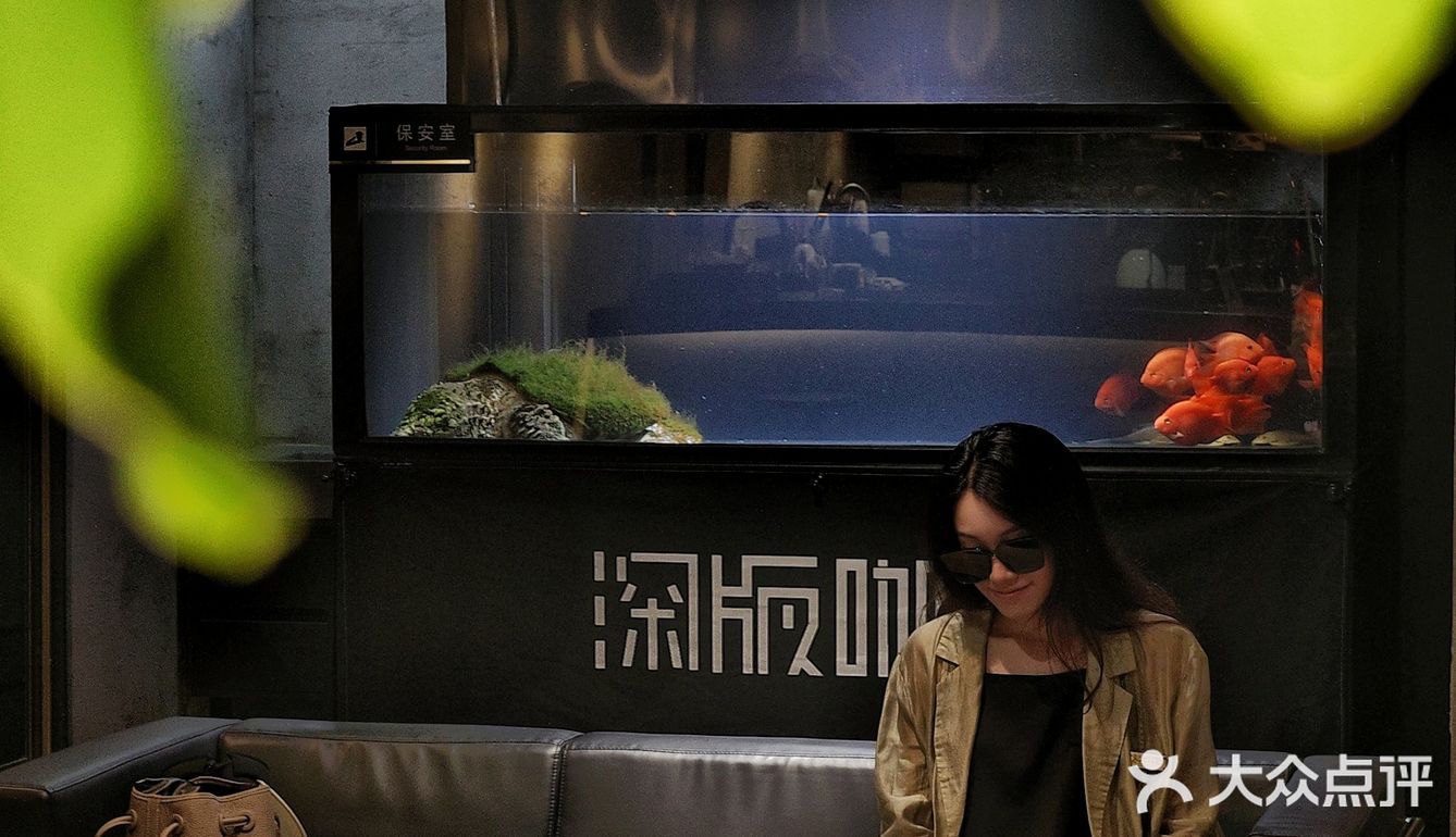 城市咖啡角落随性一刻🐢与保安室巨型龟的午后