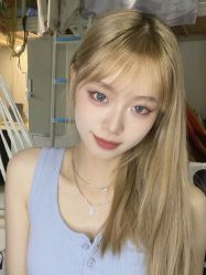 -发泽造型·烫发染发