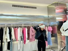 -新百广场(地铁站)