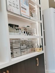 -花岐款式专研健康美甲沙龙