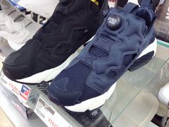 -ABC MART(心斎橋店)