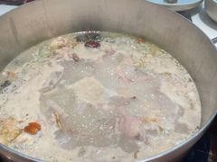 -洪氏嗨捞·猪肚鸡火锅(阳光天地店)