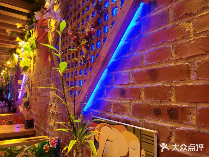 在路上酒吧(大理古城店)图片