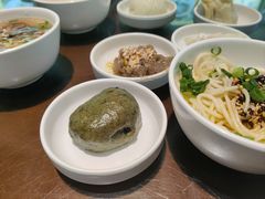 -正一涵老味道名小吃(广汉总店)