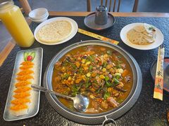 -侯志伟老街炒鸡(广济街店)