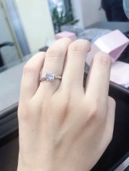 -威德钻石-克拉钻大本营(南京东路店)